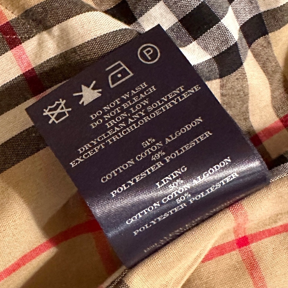 BURBERRY | Double-Breasted Trench Coat with Removable Liner - Picture 11 of 12